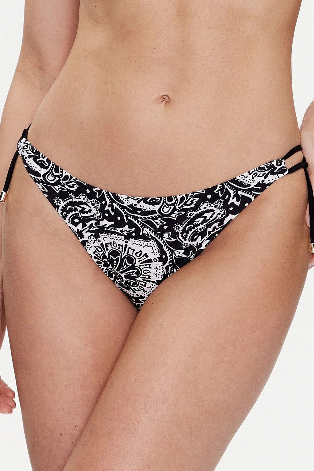 Купальные плавки с завязками 18H9 Flower black flower