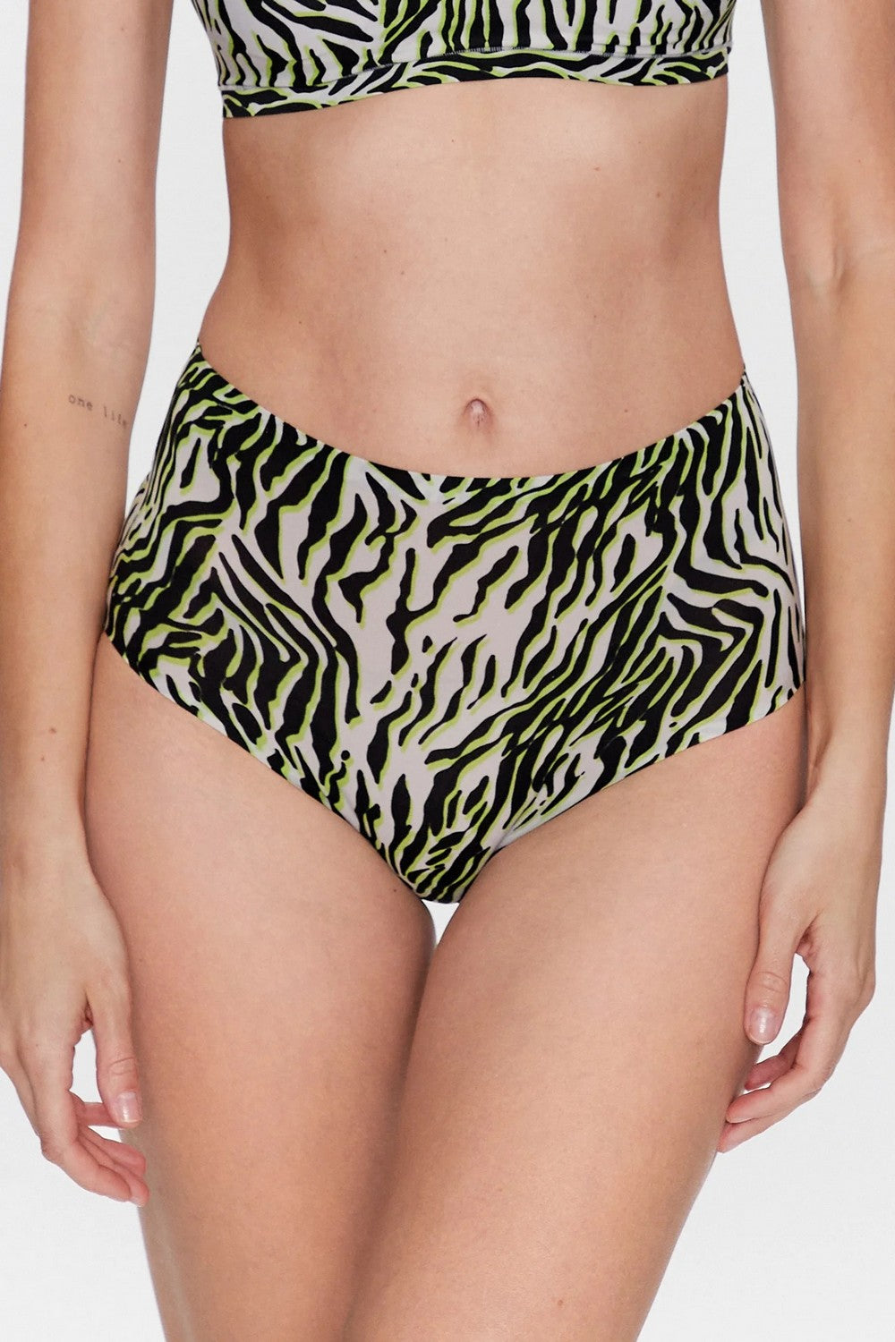 Высокие трусики слип 11D7 Soft stretch zebre multico