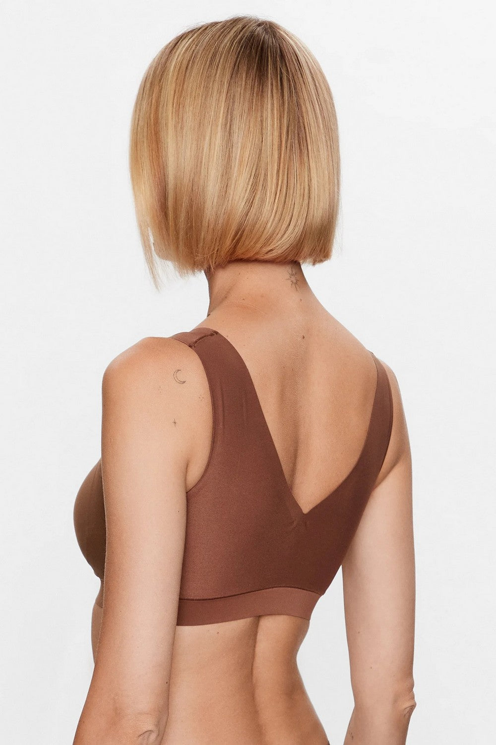 Бесшовный бра-топ 16A1 Soft stretch cocoa