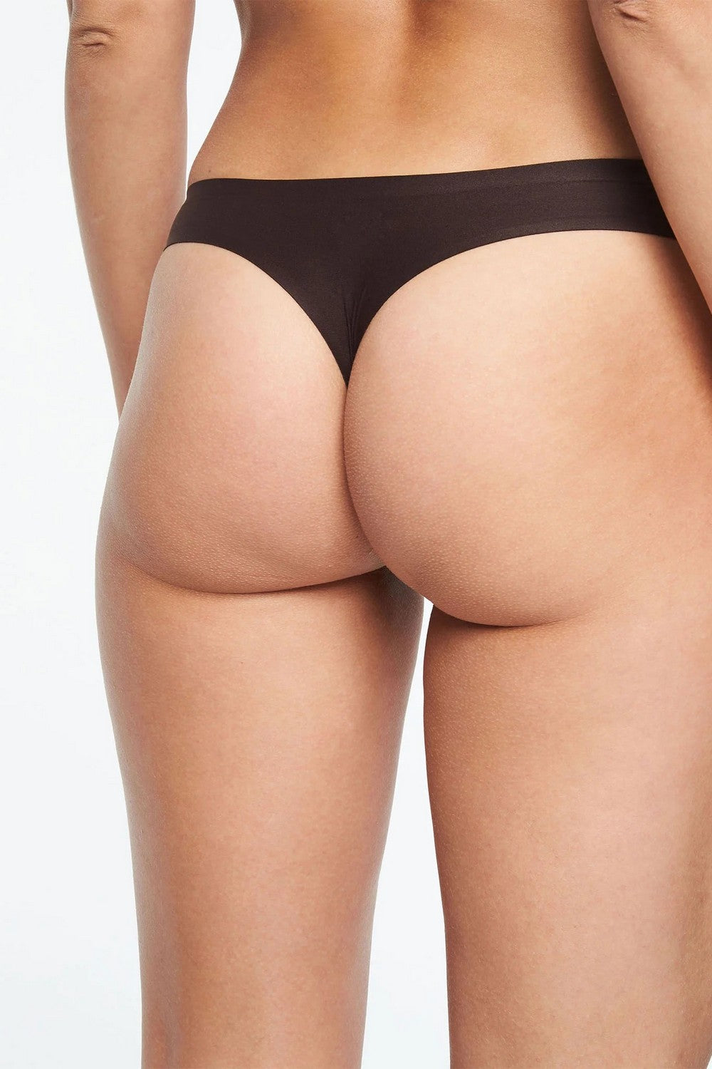 Бесшовные трусики стринг 2649 Soft stretch brown