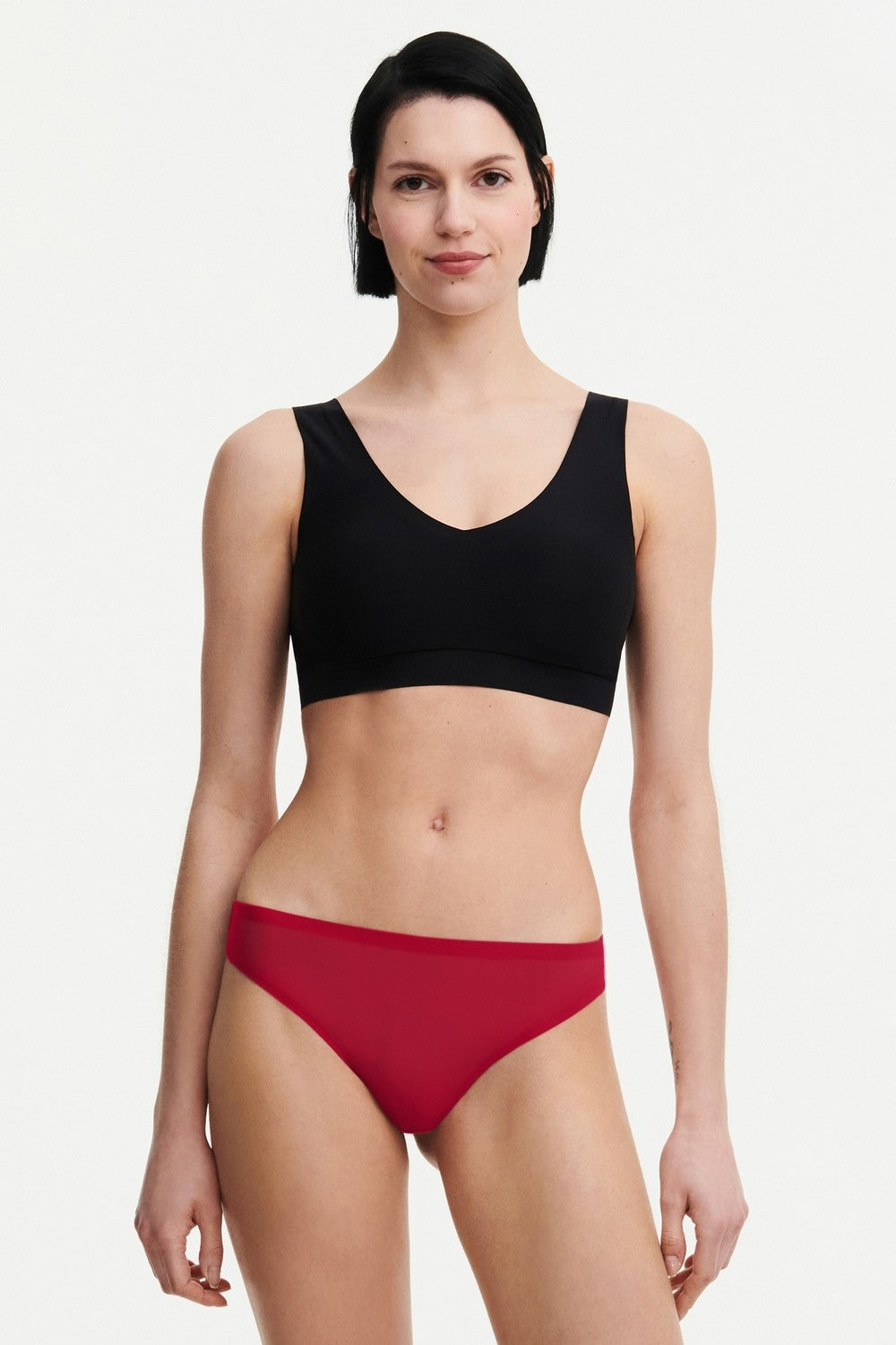 Бесшовные трусики стринг 2649 Soft stretch rouge passion