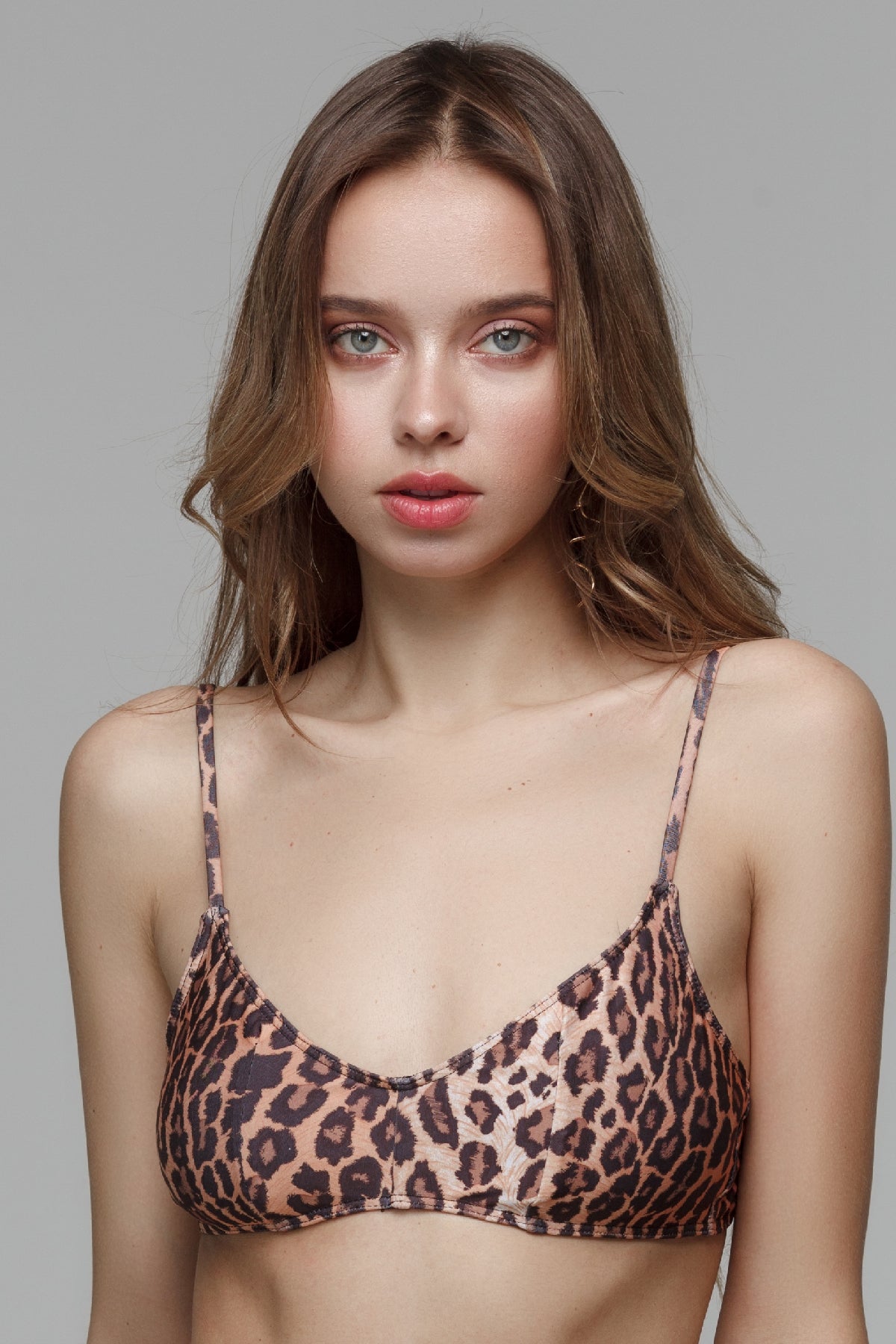 Купальный бюстгальтер на тонких бретелях SS19105/50 Scarlett leopard