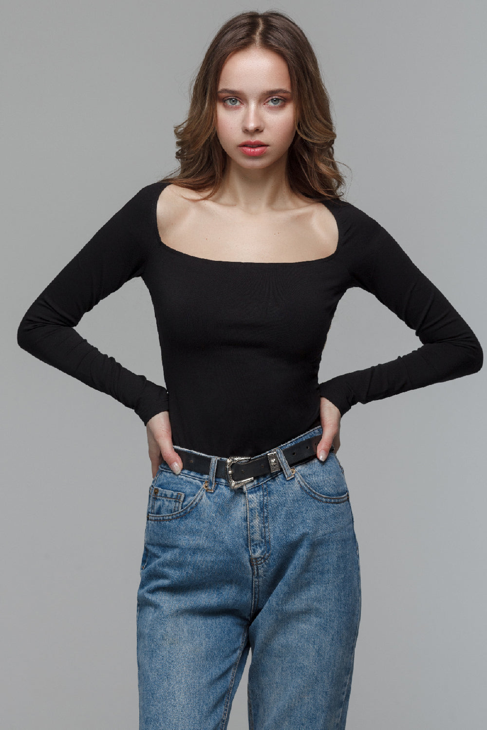 Хлопковое боди с квадратным вырезом Z19315/1 Leo