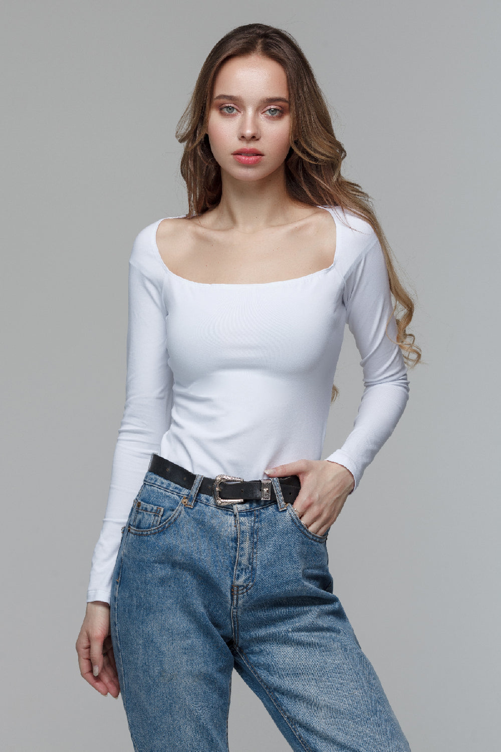 Хлопковое боди с квадратным вырезом Z19315/3 Leo