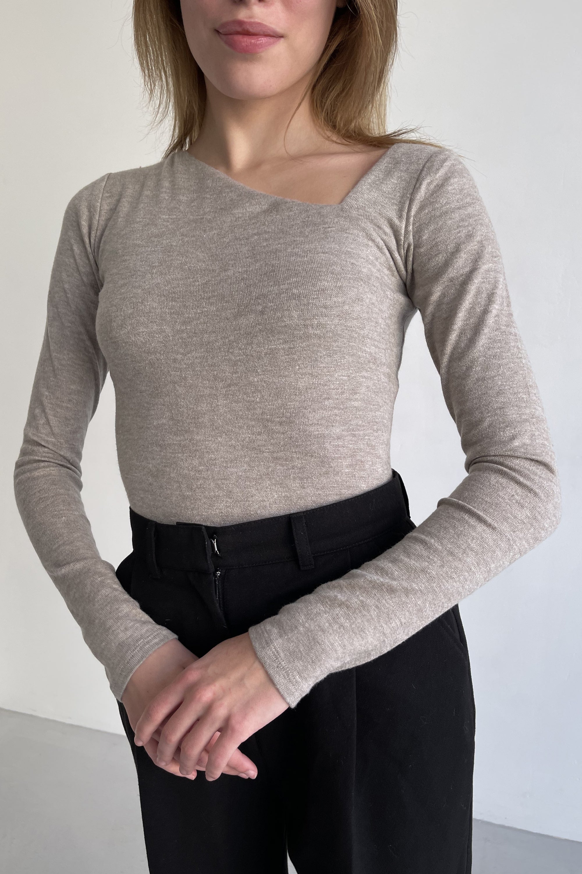 Трикотажное боди AW22628/4 Model A beige