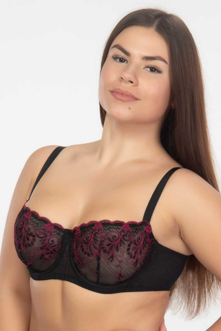 Мягкий бюстгальтер с кружевом 1501/304 black