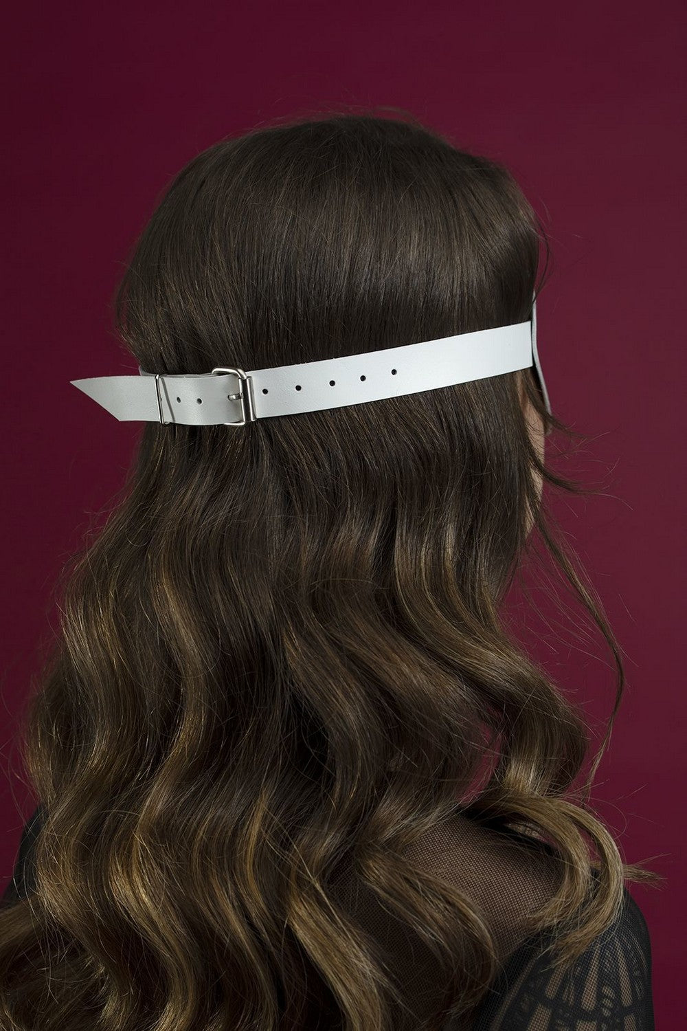 Кожаная маска Blindfold Mask white