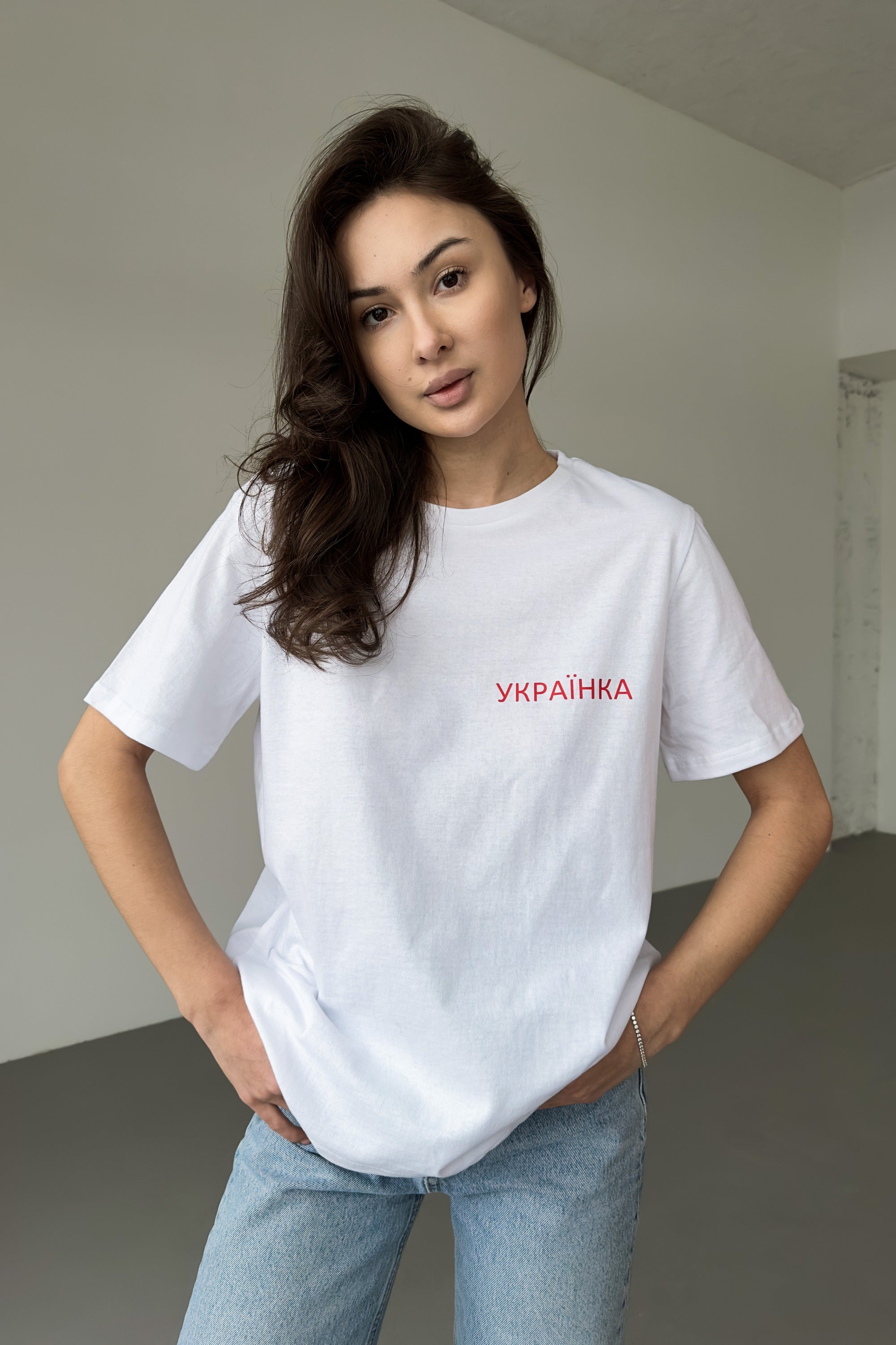 Хлопковая футболка Українка Г23708/3 white