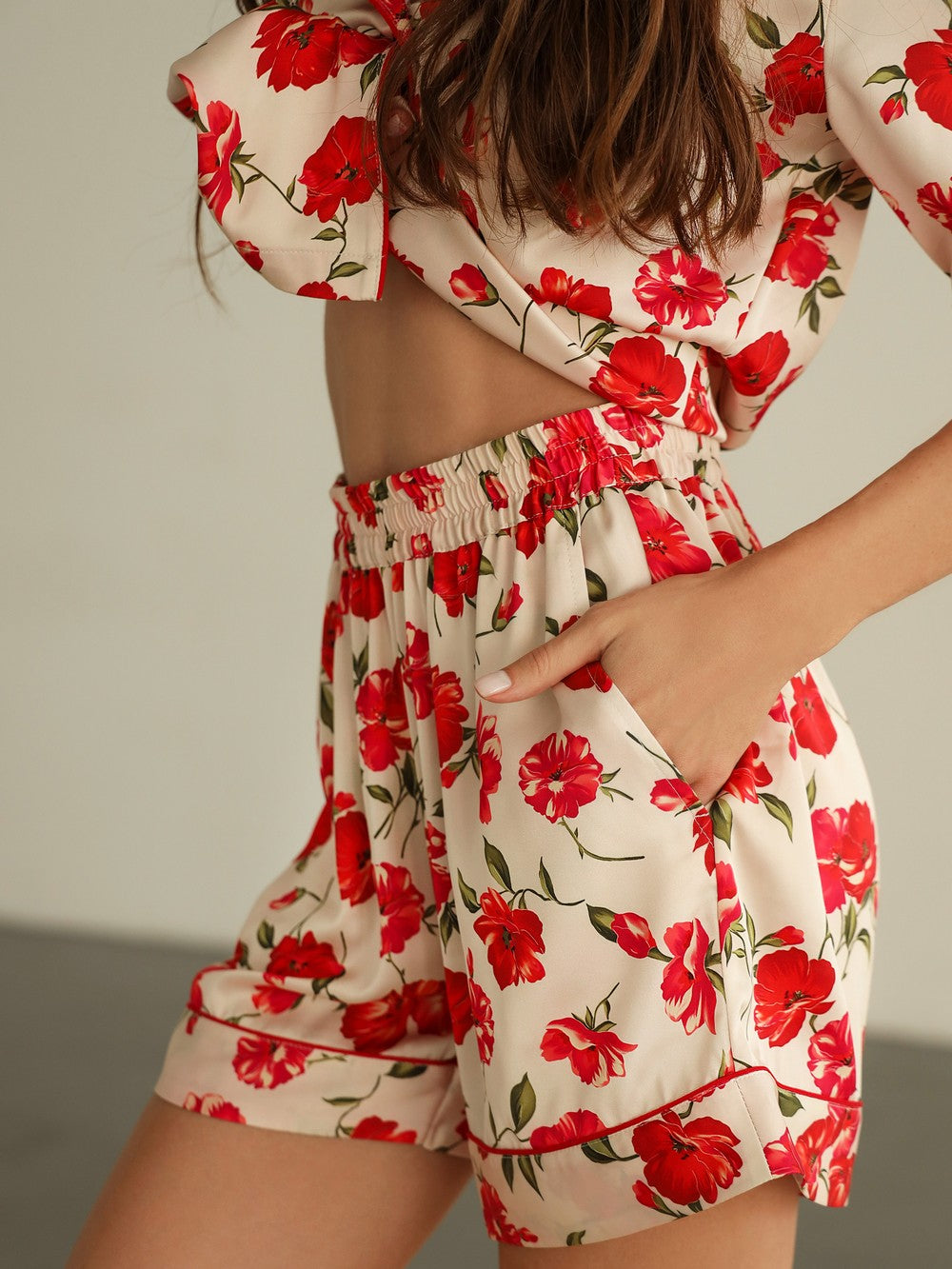 Шовкова піжама з шортами 23051