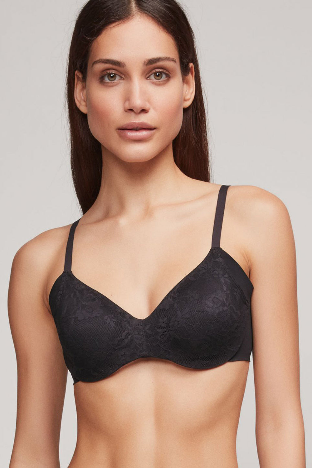 Формованный бюстгальтер с кружевом 393 black