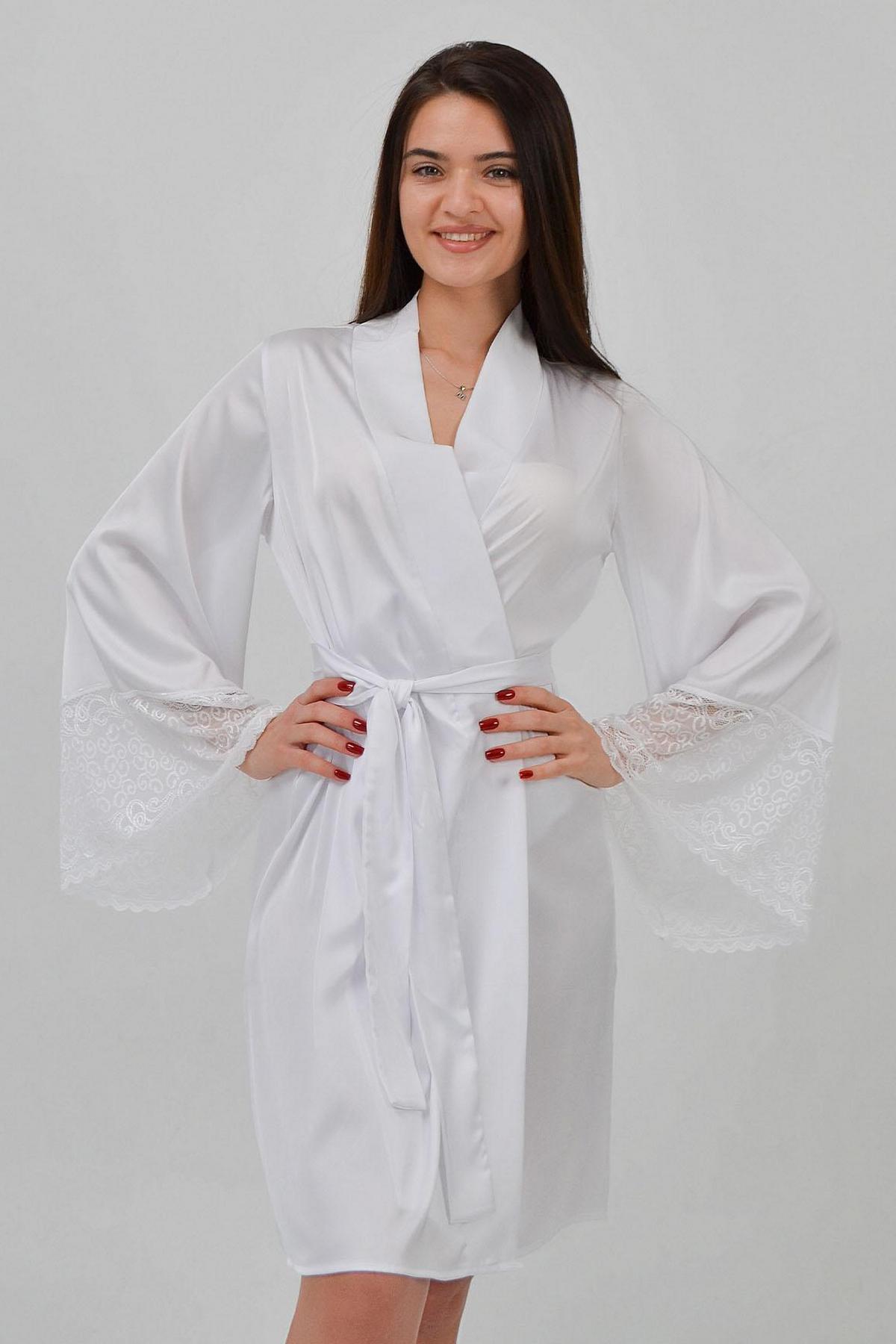 Атласный халат с кружевом 1566/65022