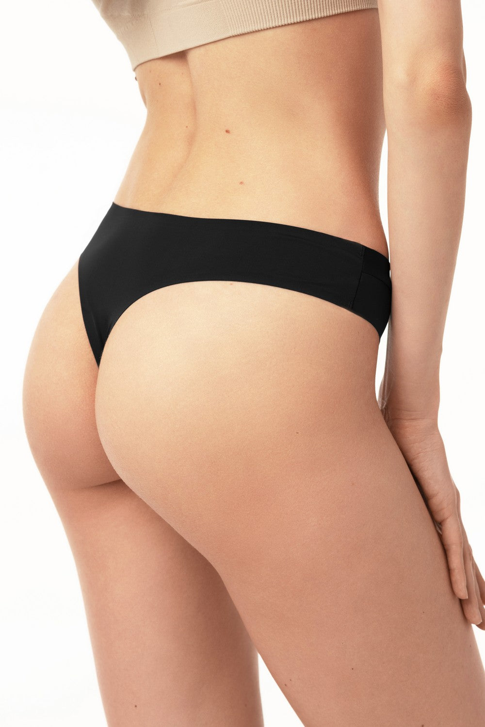 Бесшовные трусики стринг L5154S-M black