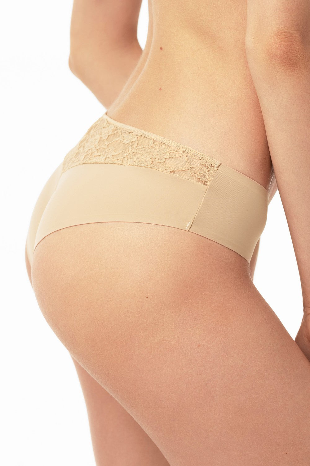 Бесшовные трусики слип L5156BR-M beige
