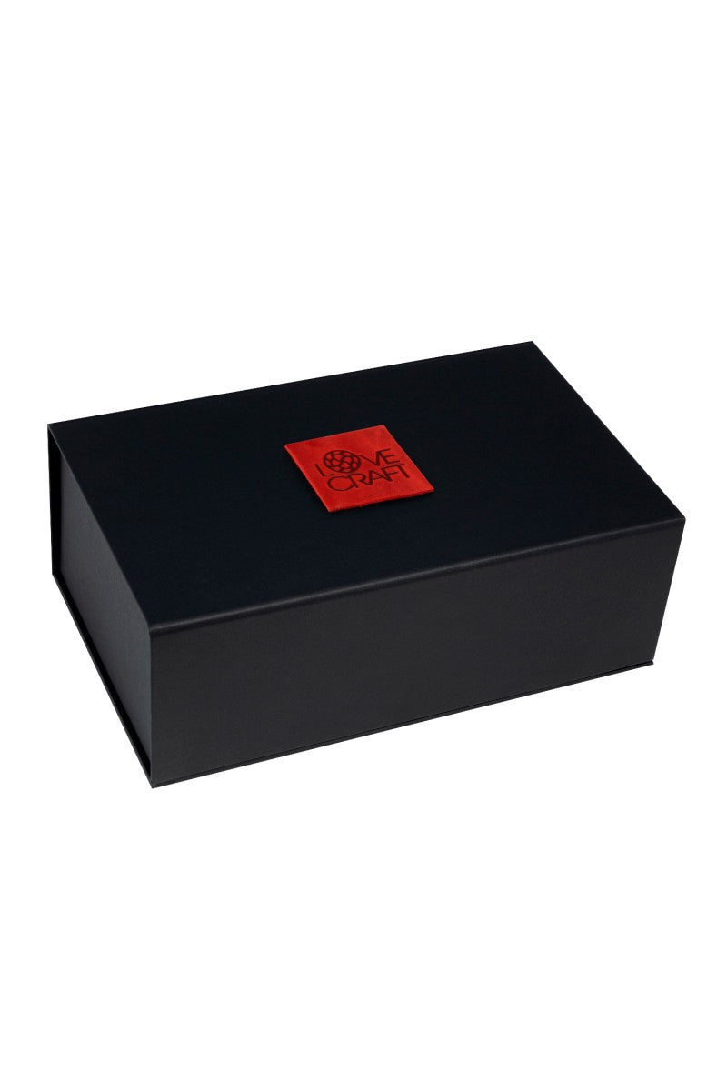 Кожаная маска с заклепками Lovecraft red