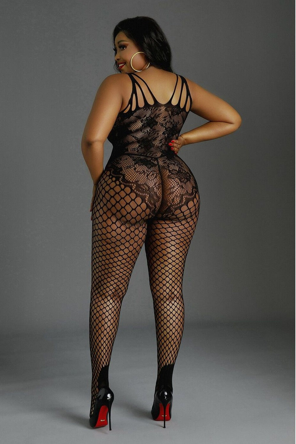 Ажурный бодистокинг с вырезом Plus Model 04 black