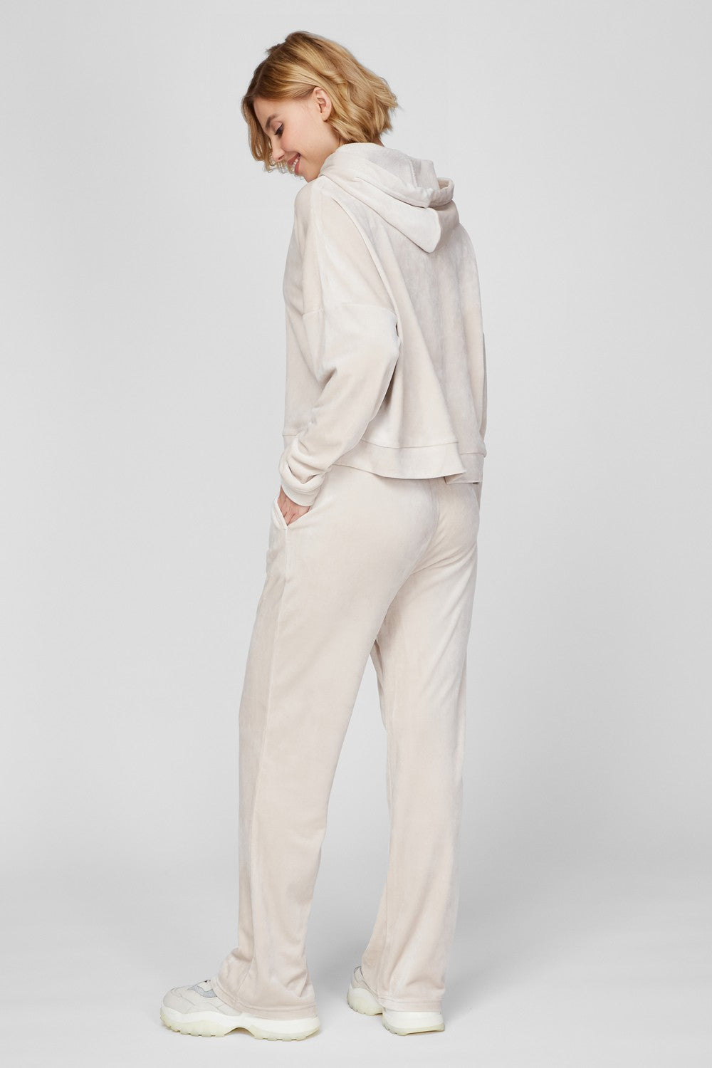 Велюровый костюм с капюшоном LH500-04 Velour sand