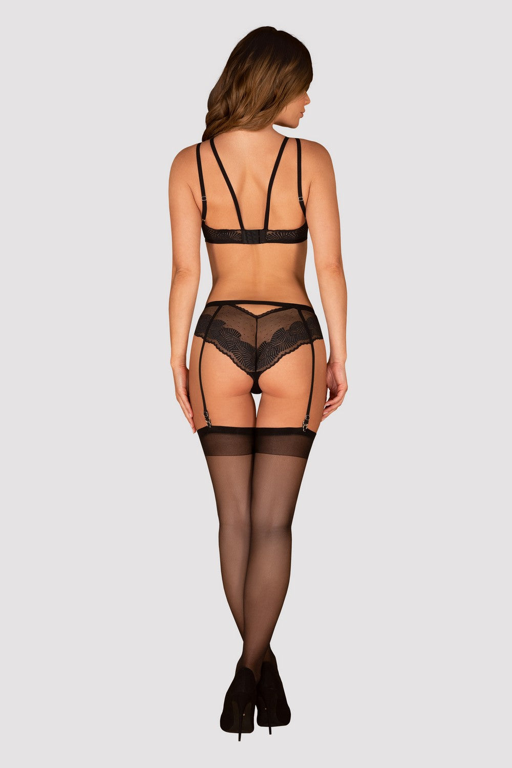 Комплект белья с вышивкой Allastia