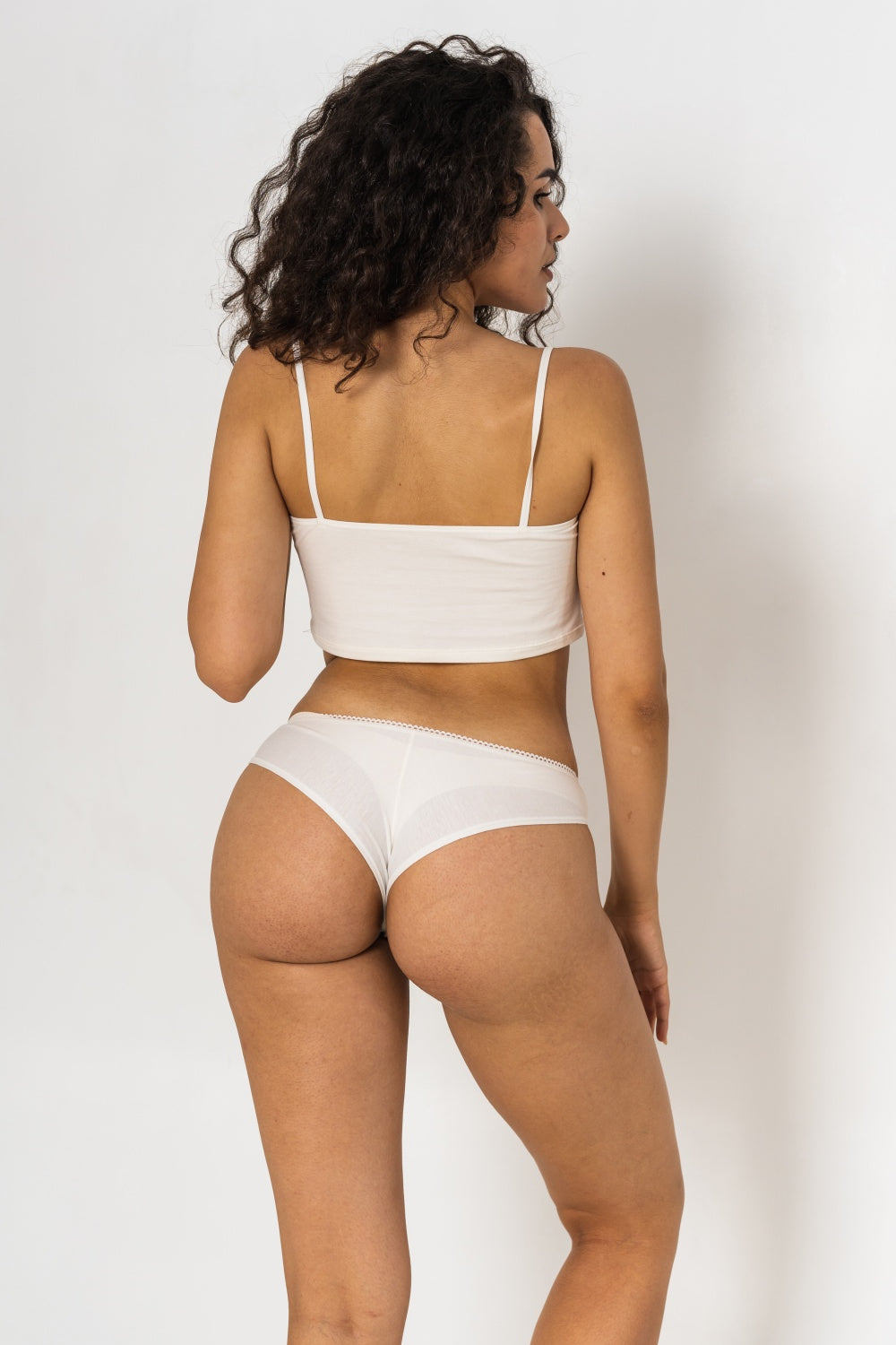 Хлопковые трусики бразилиана 33 milk