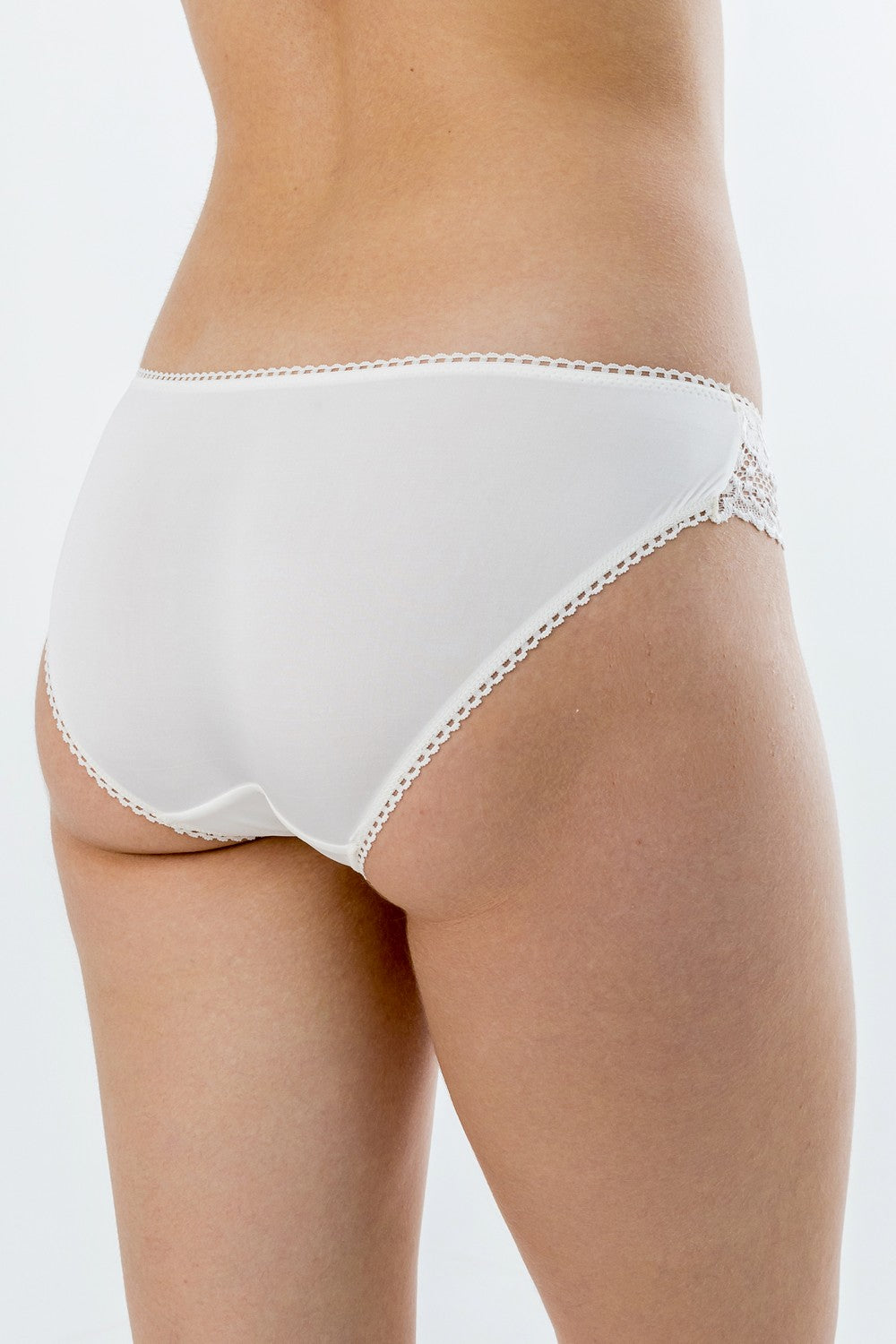 Трусики слип с кружевными вставками 37 milk