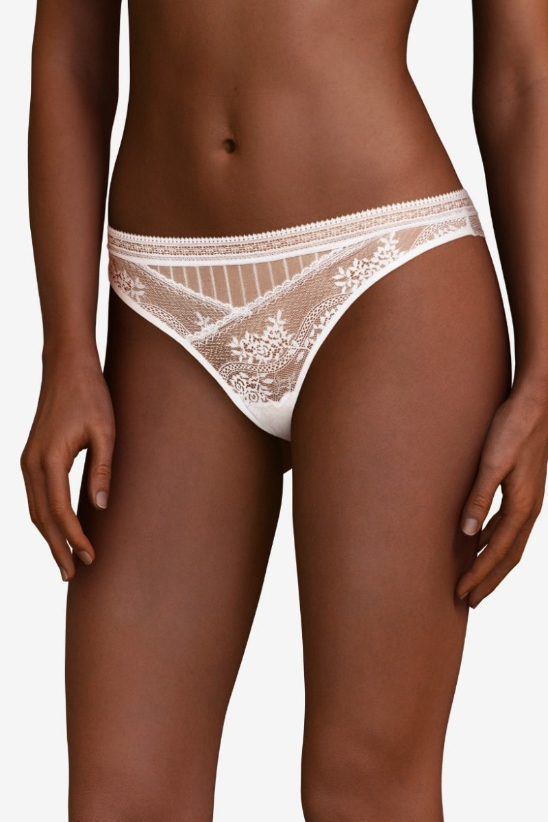Трусики бразилиана из кружева 47H7 Maddie white