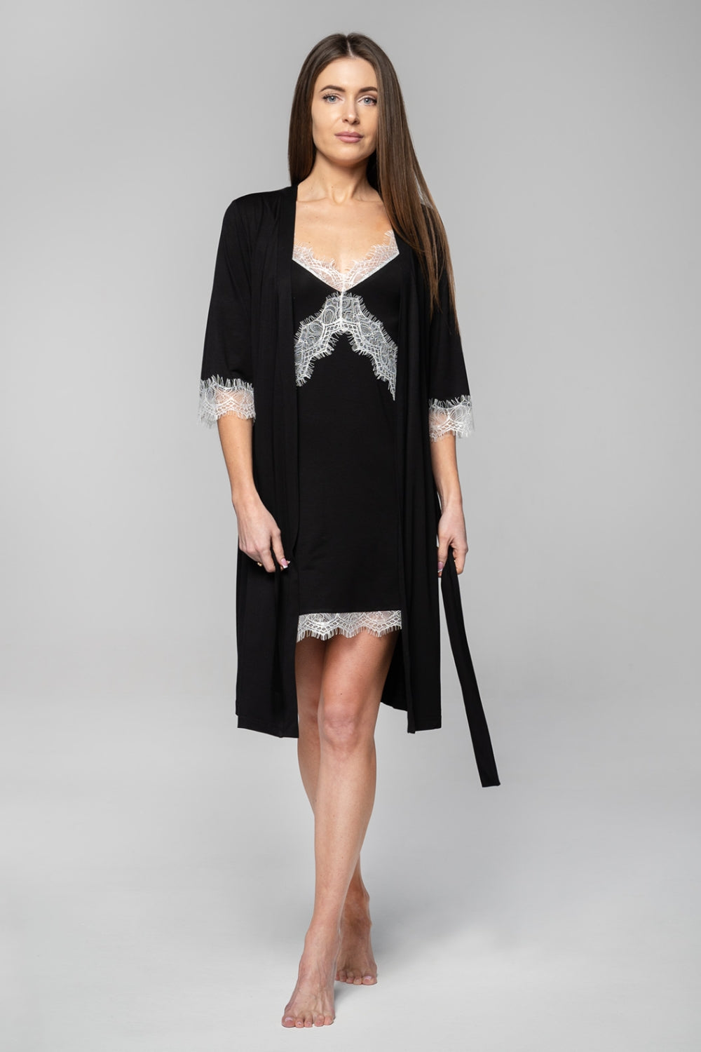 Халат из вискозы с кружевом 2224/1 black