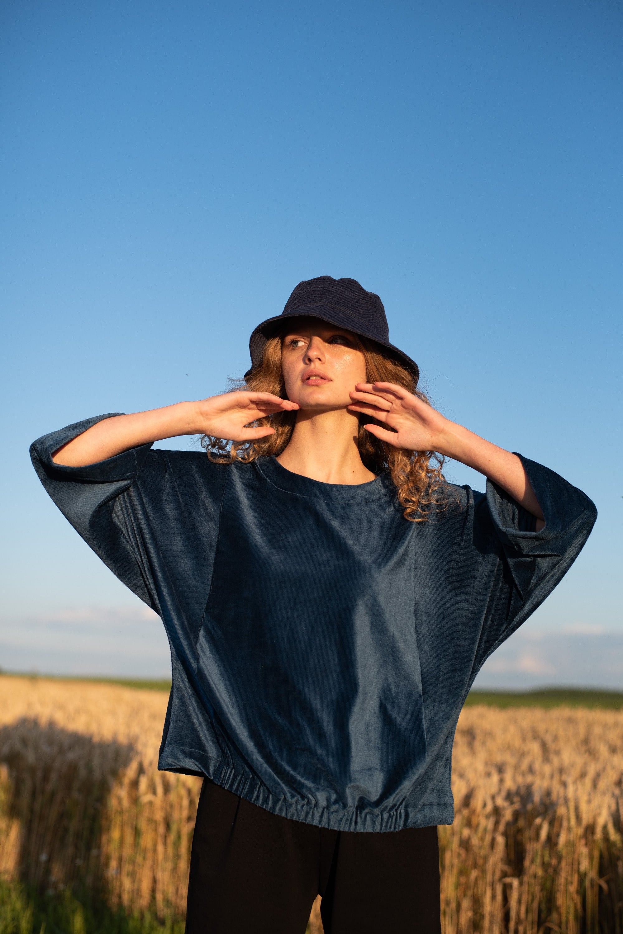 Велюровый комплект с широкими рукавами 019 Denim