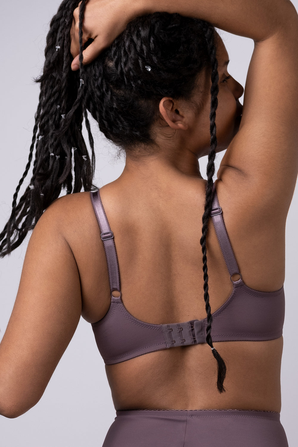 Полудублированный бюстгальтер на косточках 1120052/052С taupe