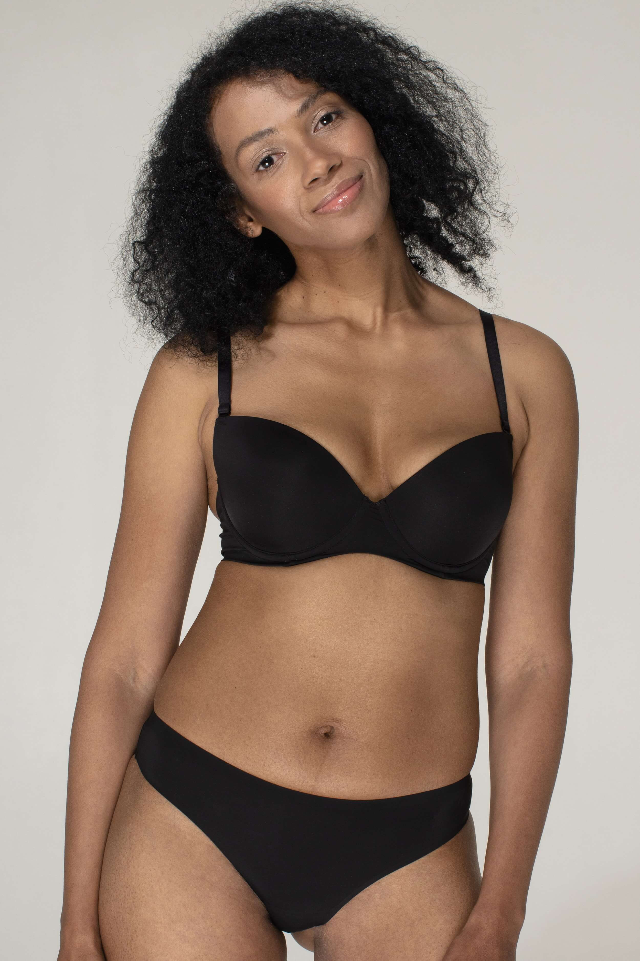 Бесшовный бюстгальтер push-up SLZ19801076/076C black