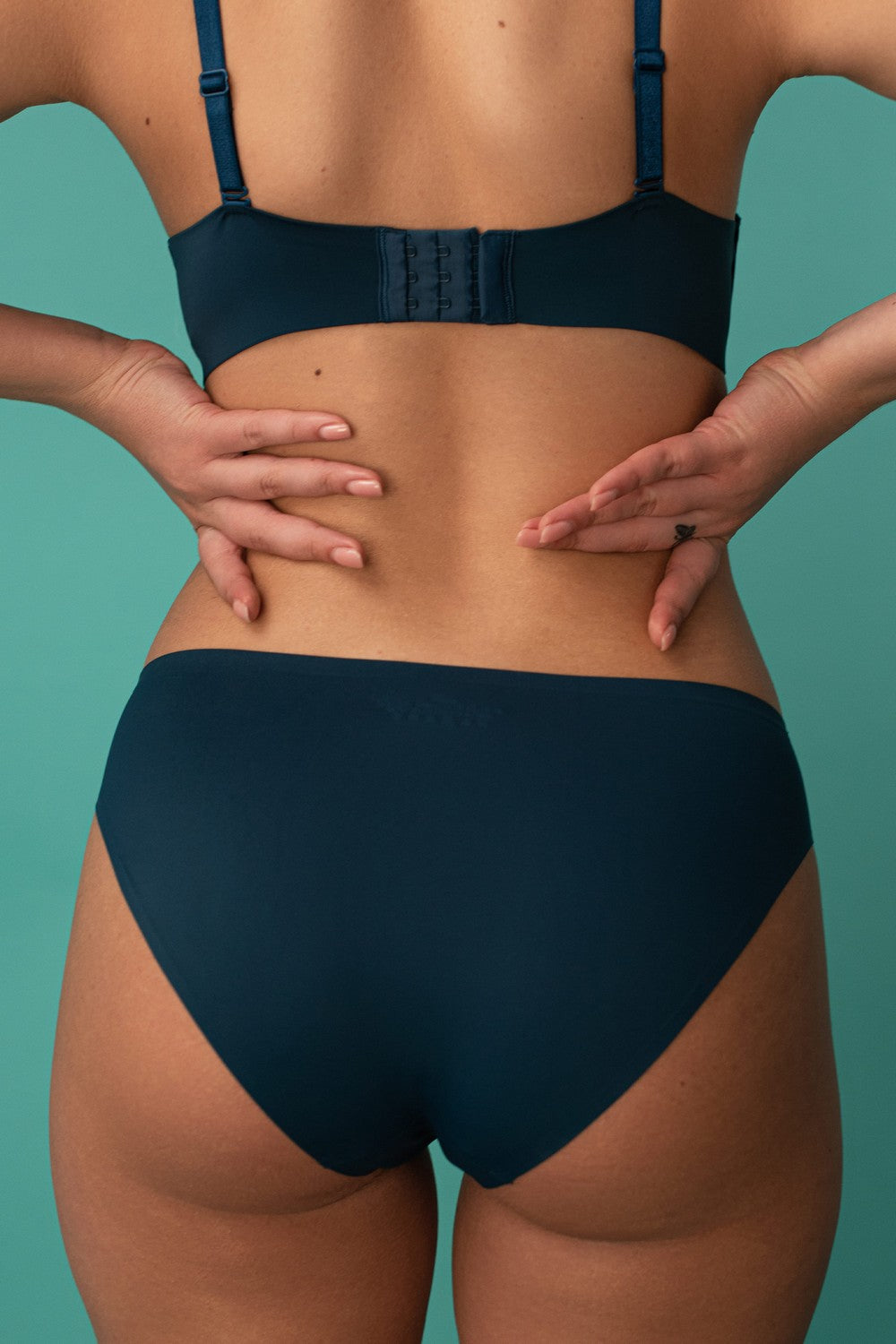 Гладкий бюстгальтер балконет SLZ19801225/225С aquamarine