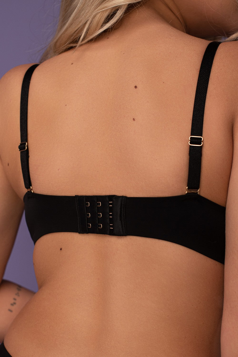 Гладкий бюстгальтер балконет SLZ19801225/225С black