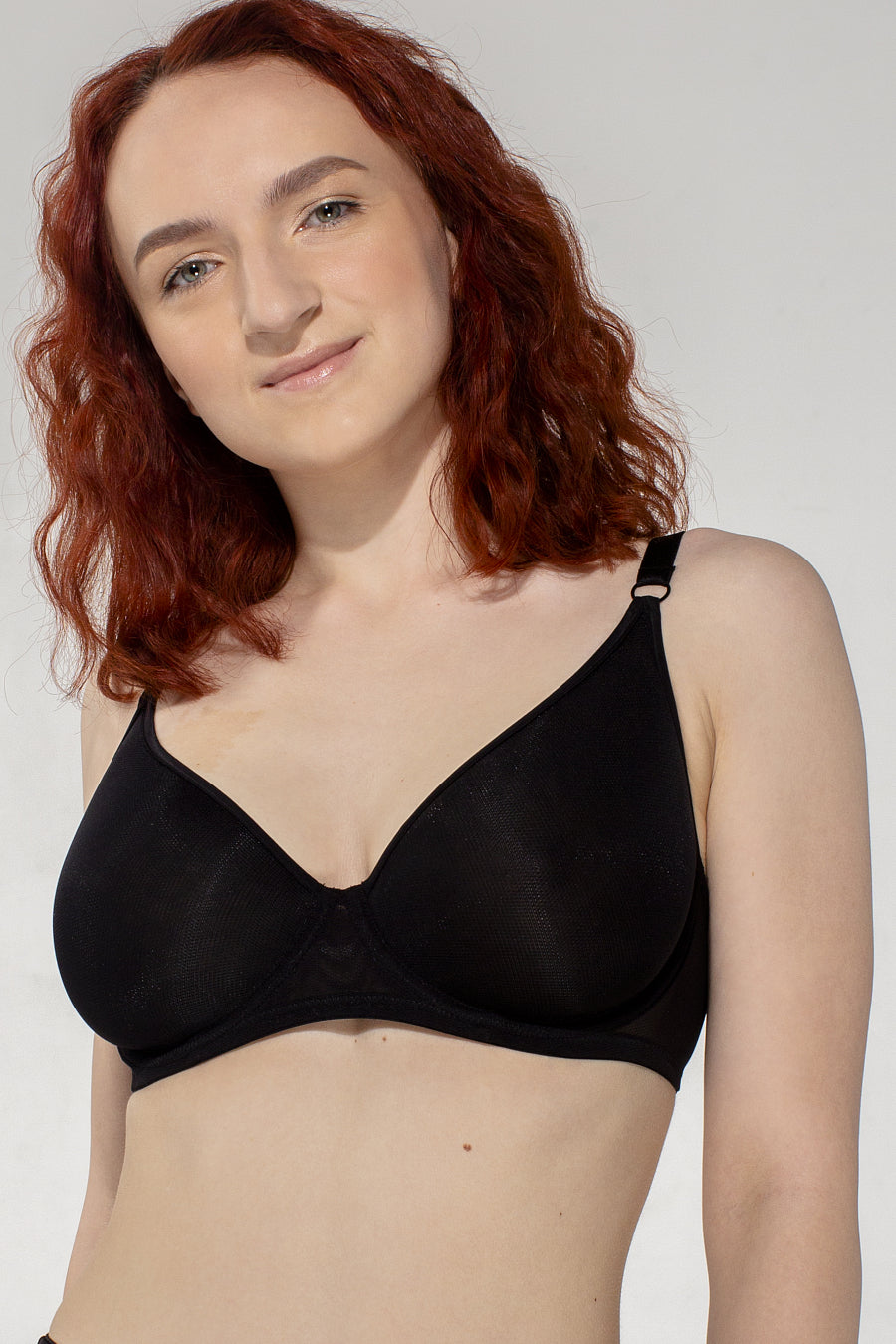 Формованный бюстгальтер на косточках SLZ23601108/108LC black