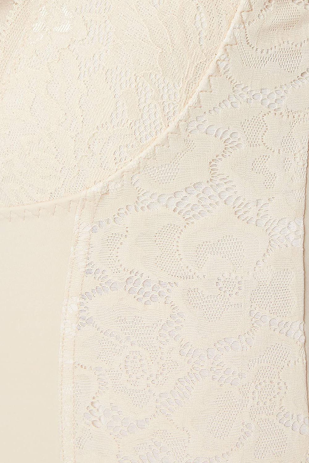 Коригуючий топ з мереживом DM5002