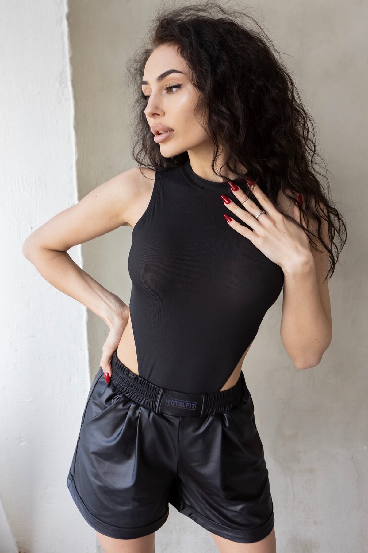 Боди в рубчик TRK6-Q10