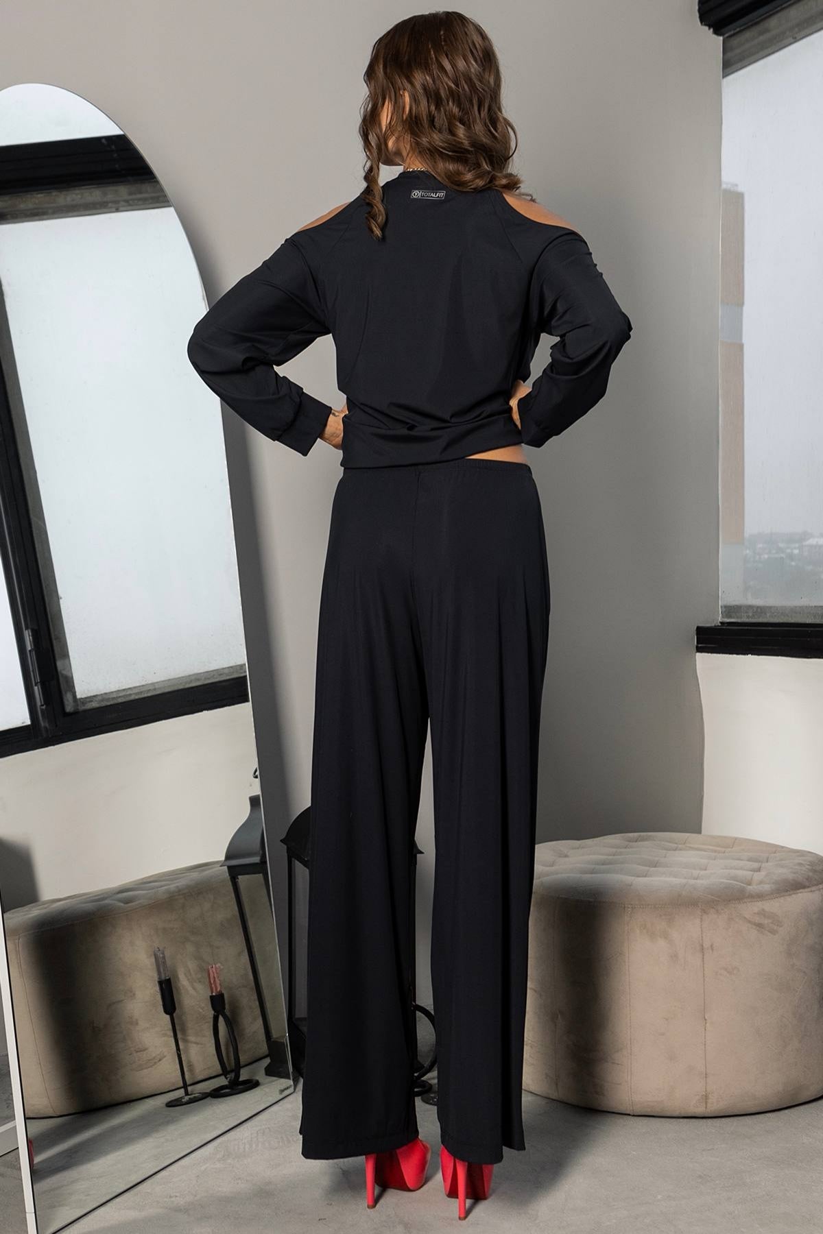 Костюм с открытыми плечами Hollywood D6-ED1-Q10