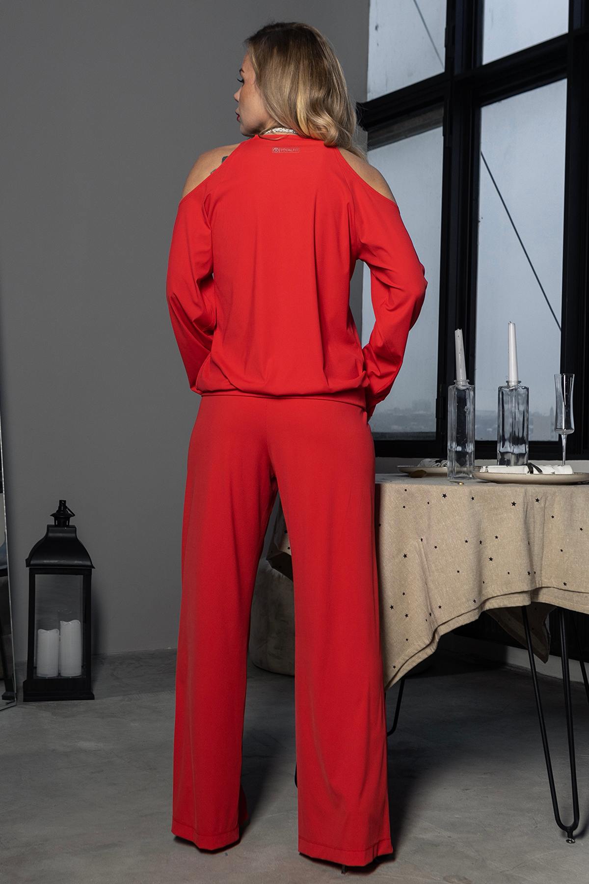 Костюм с открытыми плечами Hollywood D6-ED1-Q4