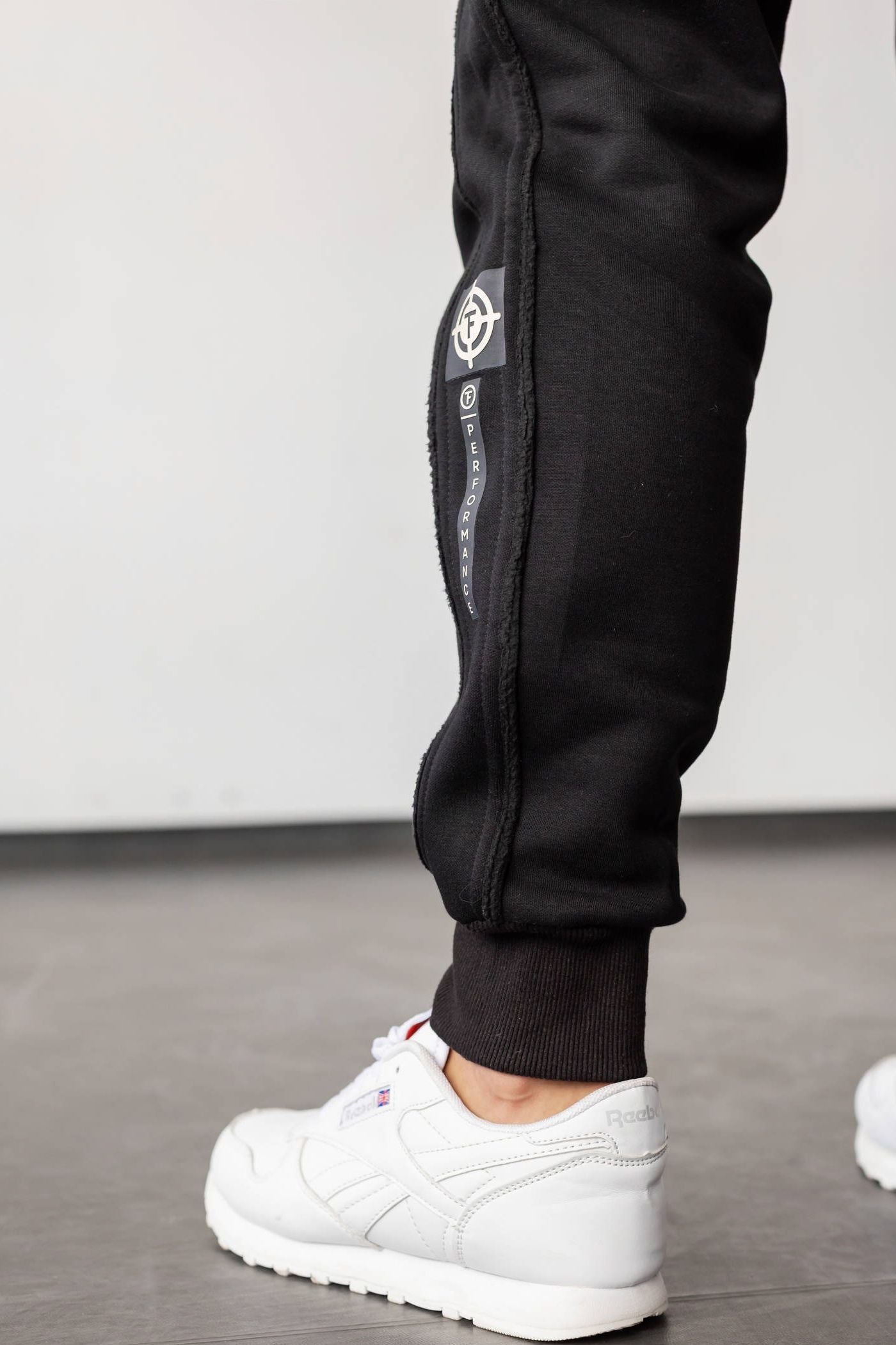 Утепленные джогеры E10-IS10