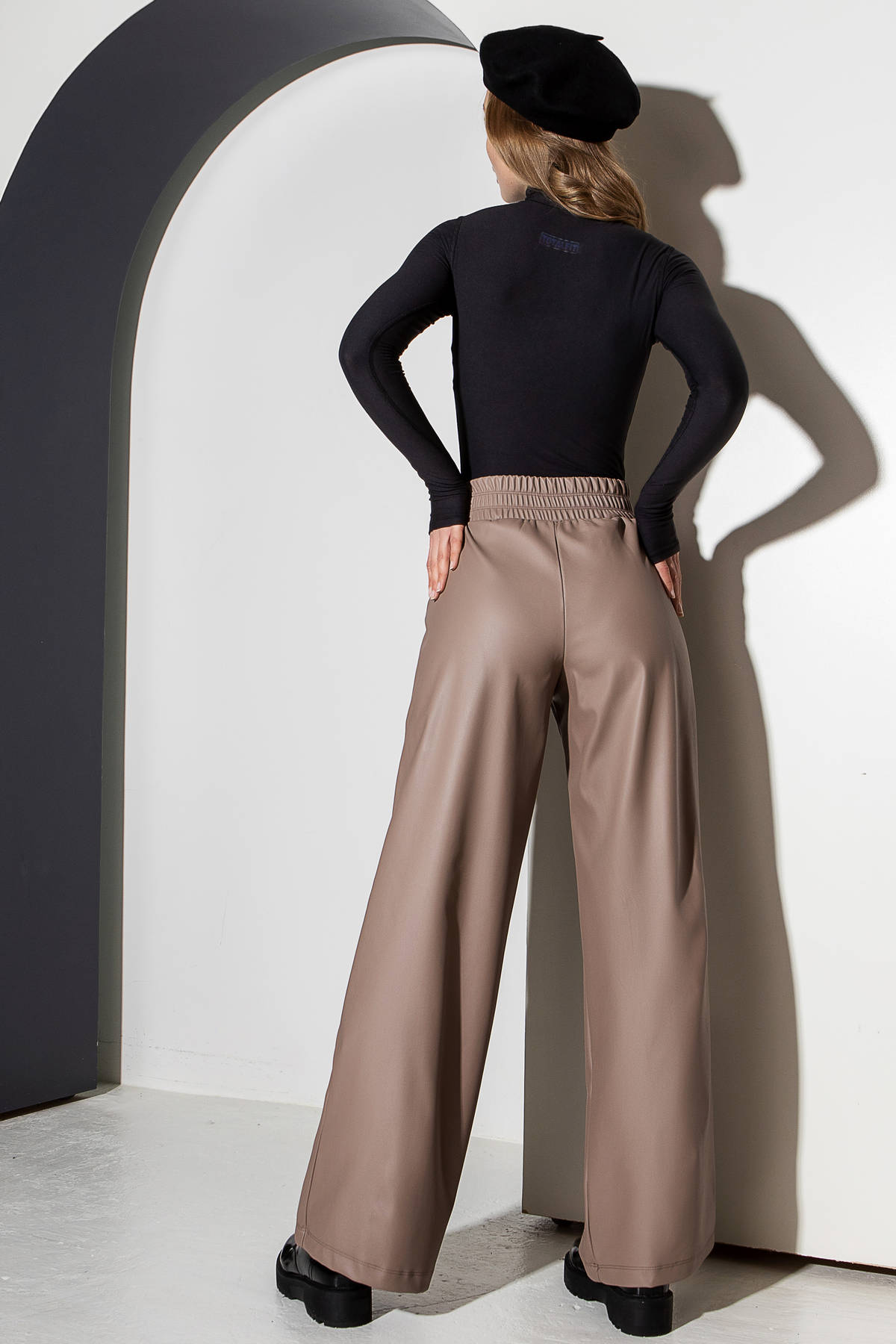 Штани-палаццо з екошкіри E2-K32