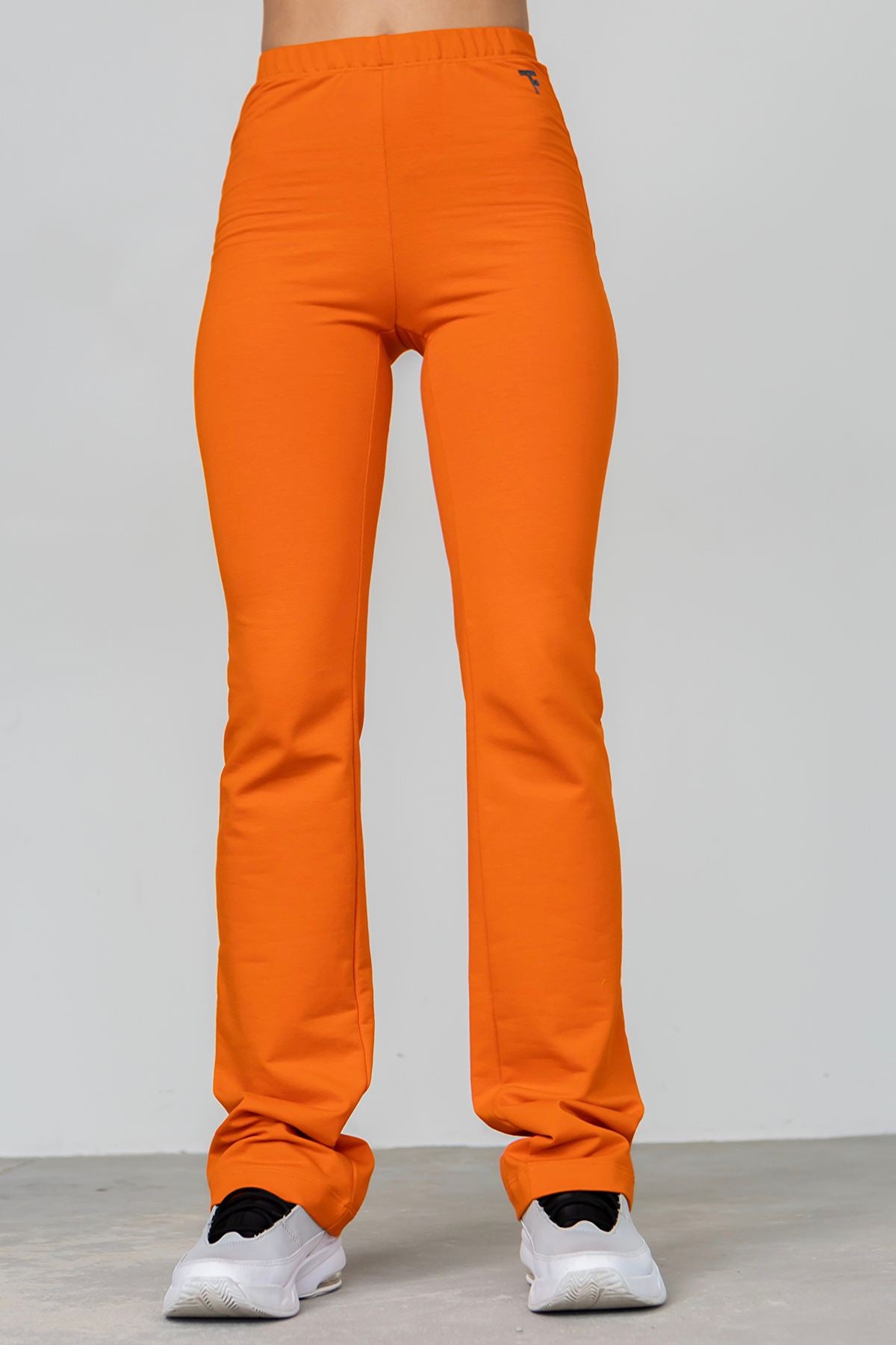 Прямые брюки на резинке E5-LD58