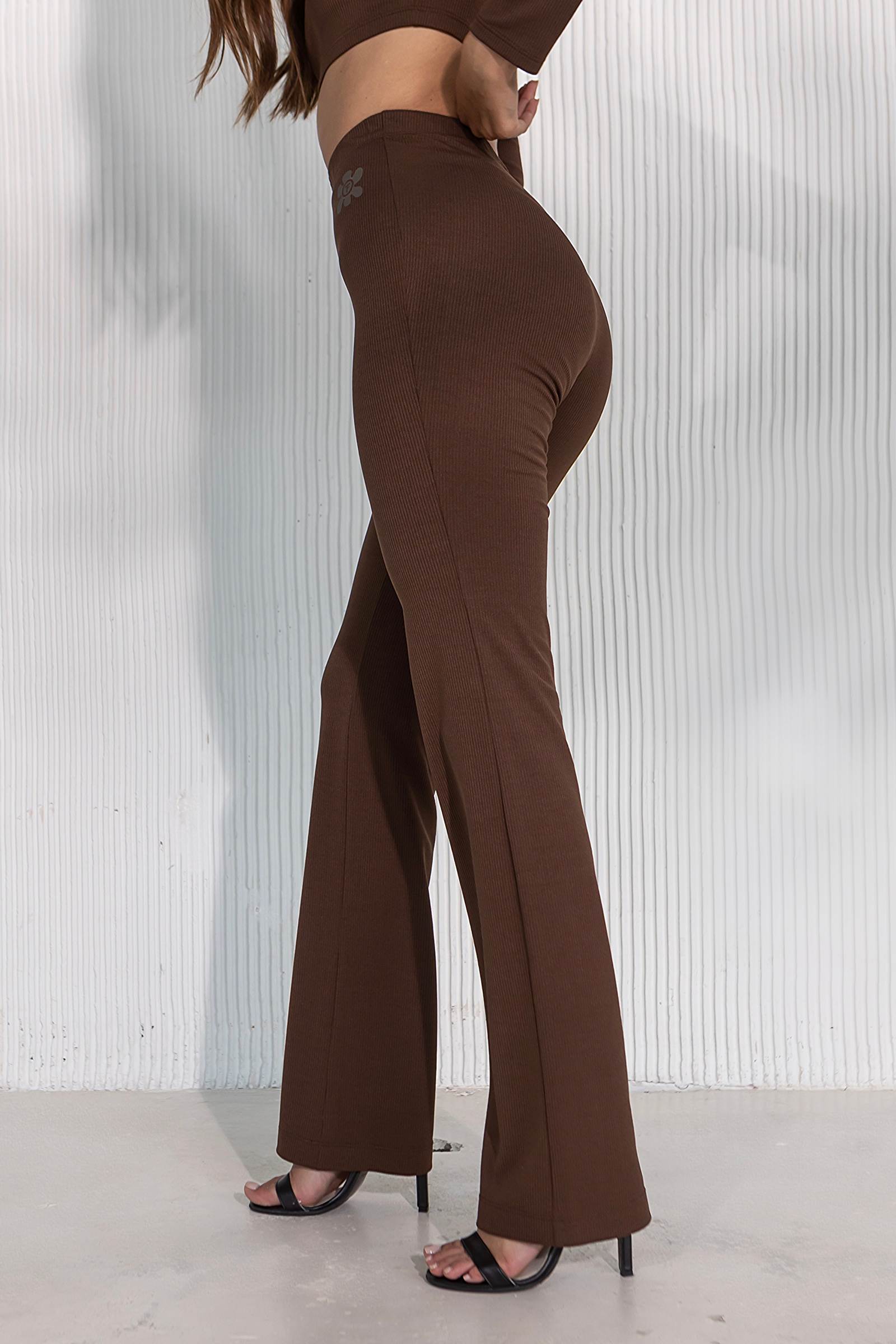 Прямые брюки в рубчик E5-TR57