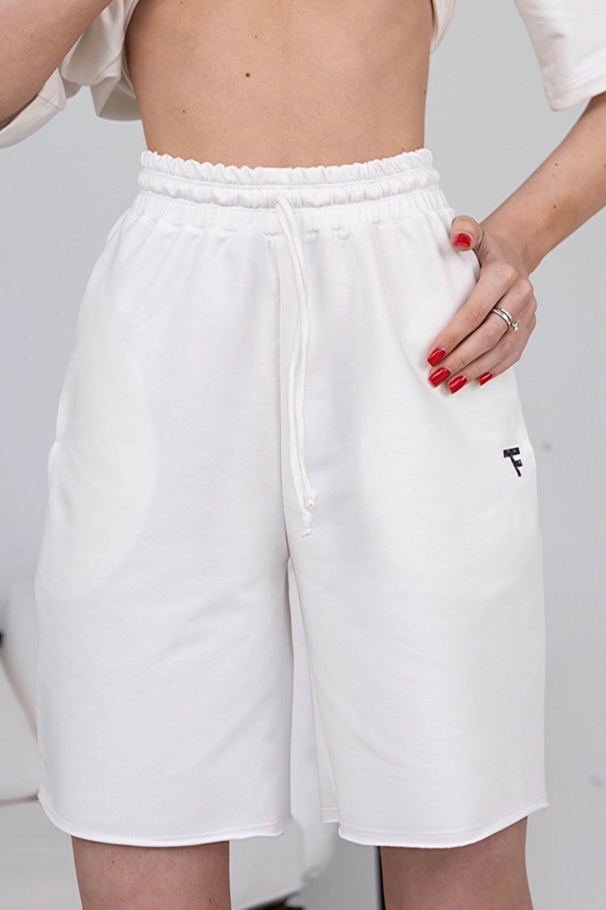 Хлопковые шорты-бермуды H25-LD11