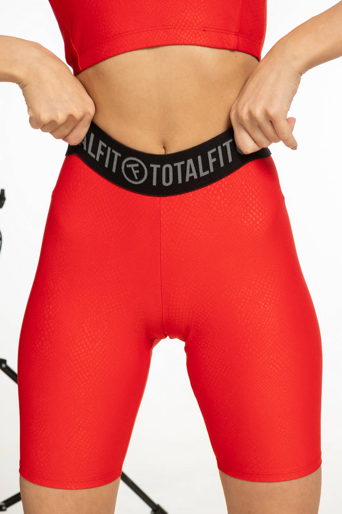 Велосипедки из текстурной ткани HW132-O4