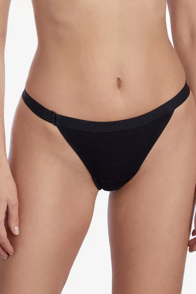 Трусики стринг в рубчик Ламингтон С224