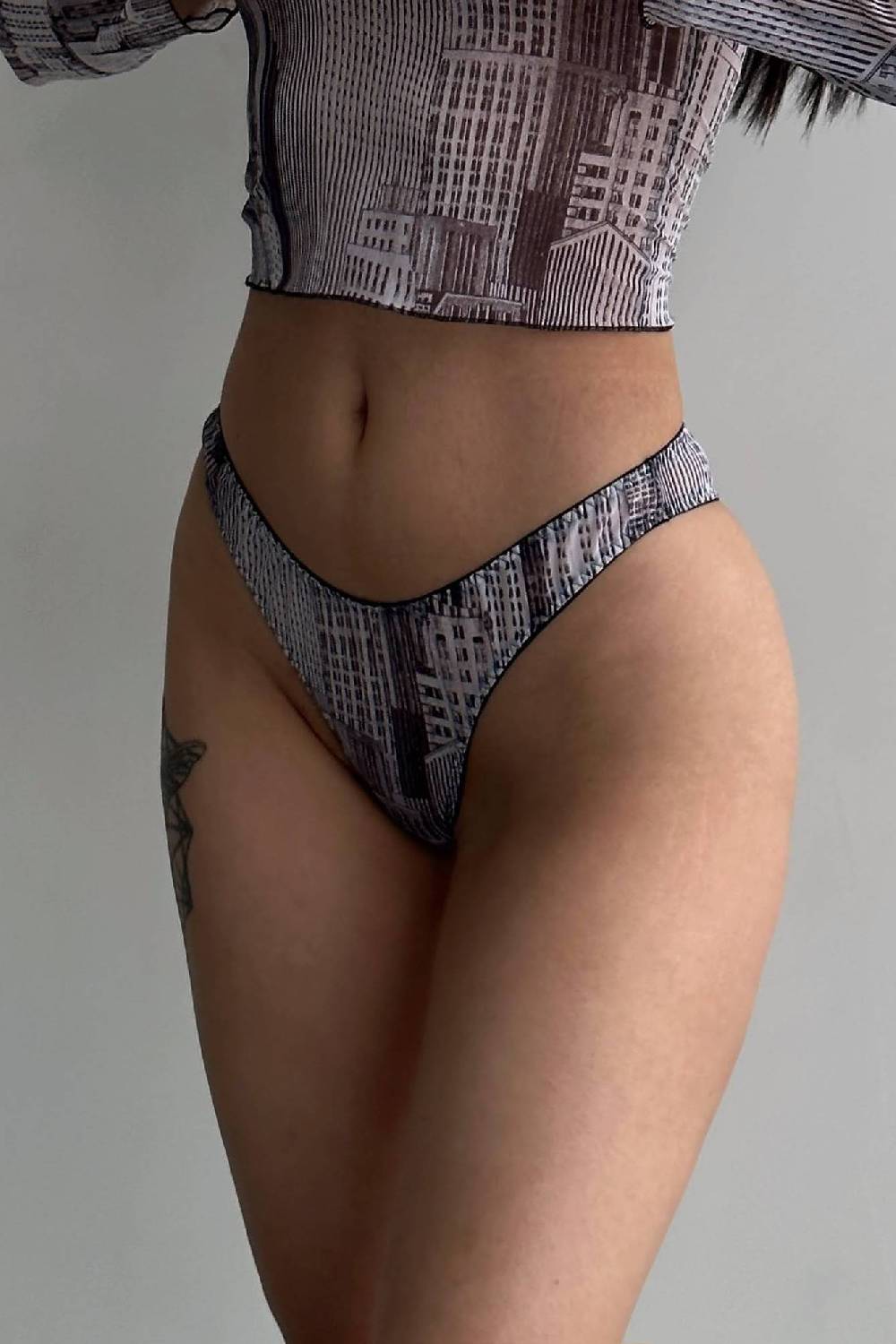 Трусики бразиліана з мікросітки 20206899 Town