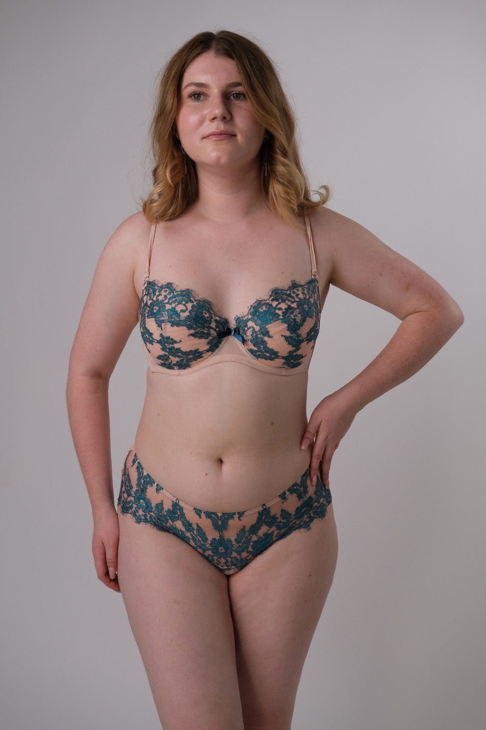 Кружевной бюстгальтер с уплотненными чашками RG14 MOS peacock