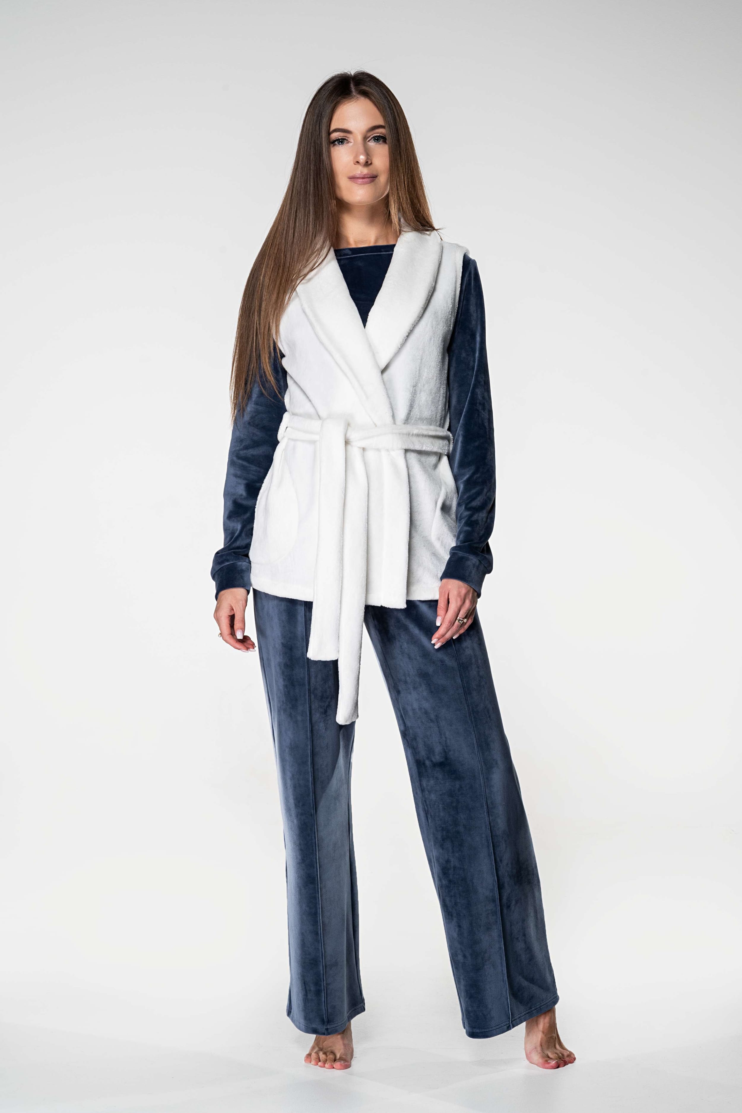 Жилет из флиса с поясом 1126 white