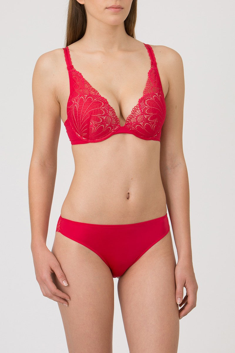 Трусики бразилиана с кружевом W031R Refined Glamour red
