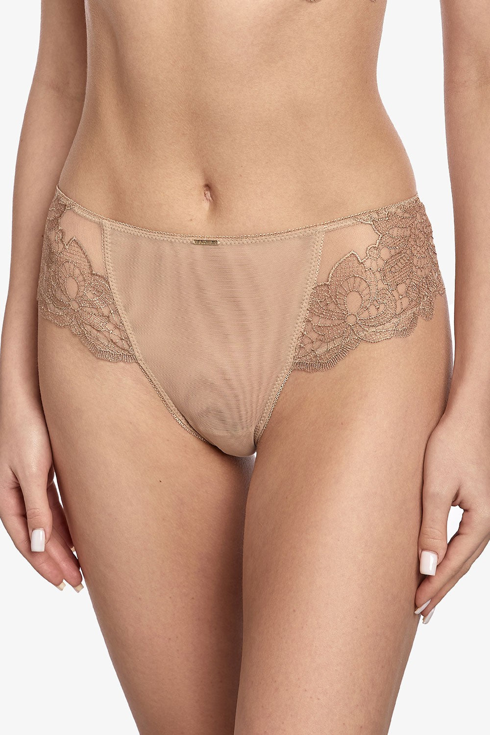 Трусики бразилиана с вышивкой Мунлайт С179 cappuccino