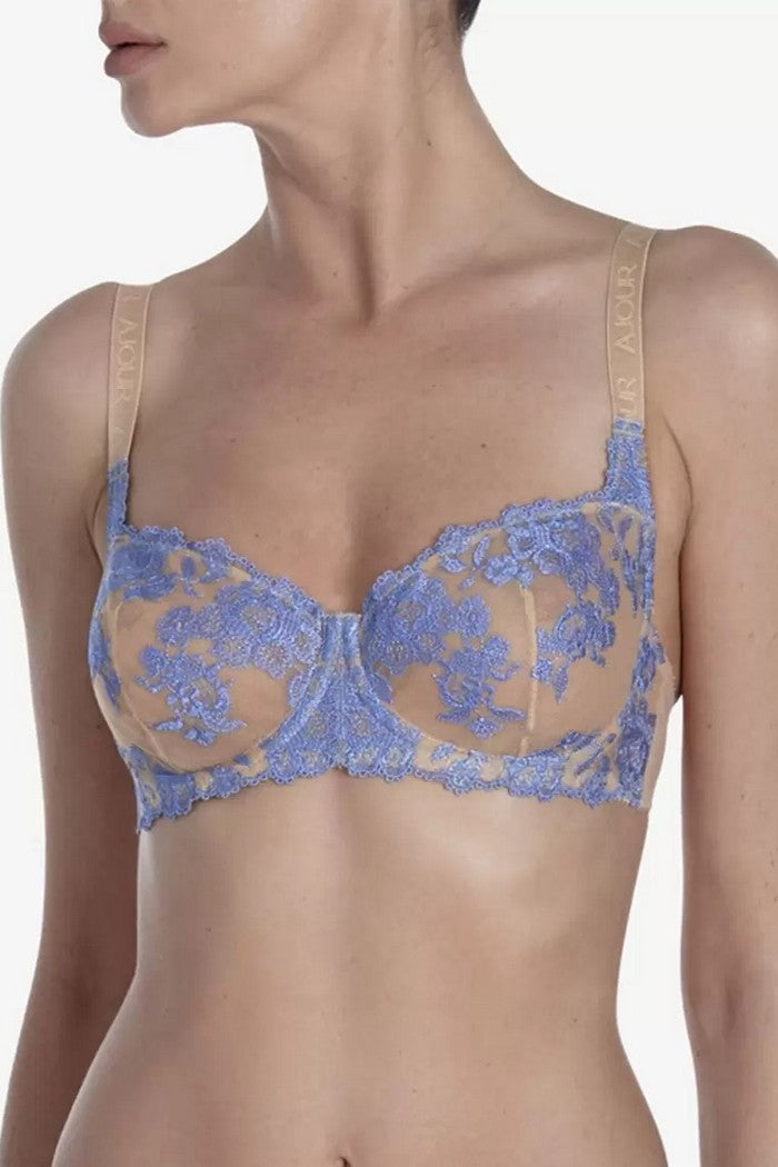 Мягкий бюстгальтер с вышивкой Парфе БМ7 beige/blue