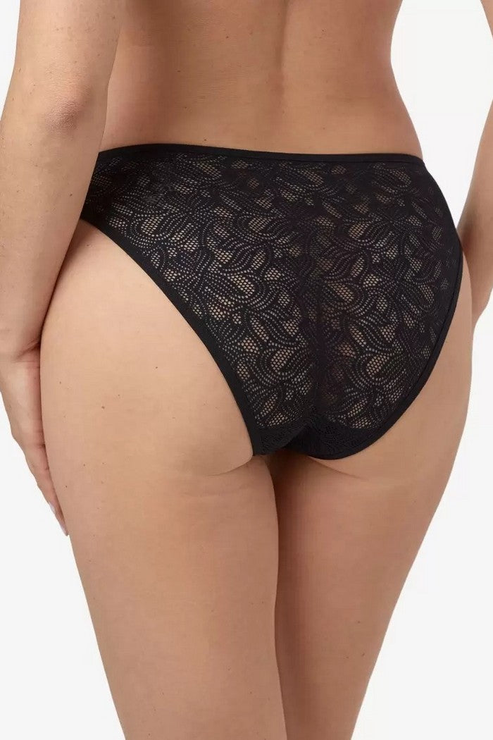 Трусики слип из кружева Рефлекшн Т16 black