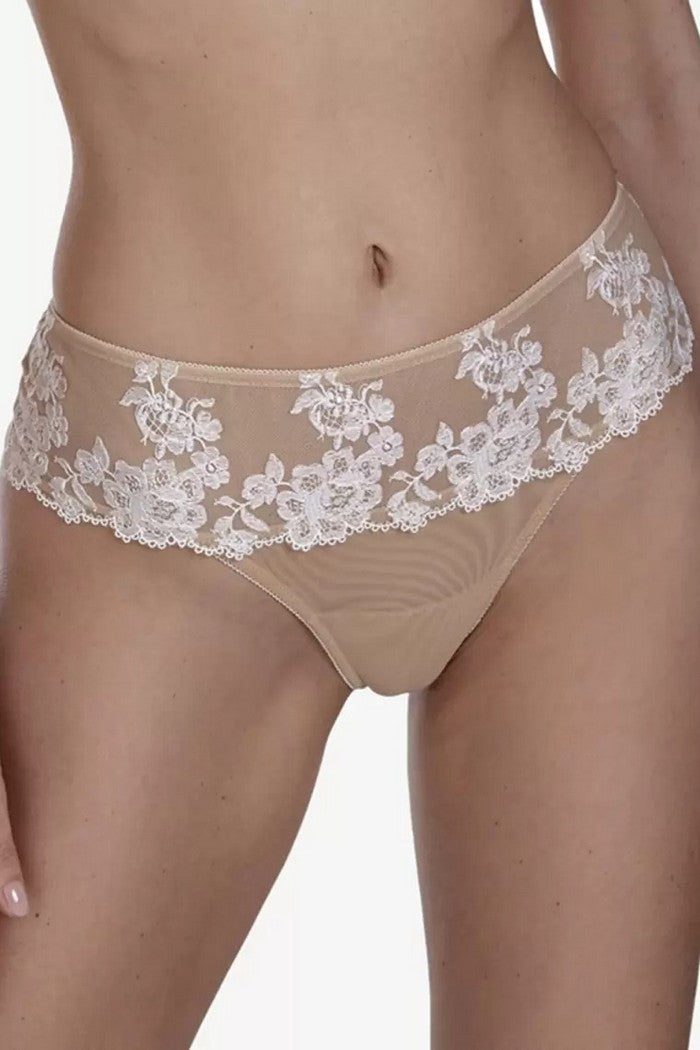 Трусики бразилиана из микросетки Тирамису С170 beige/vanilla